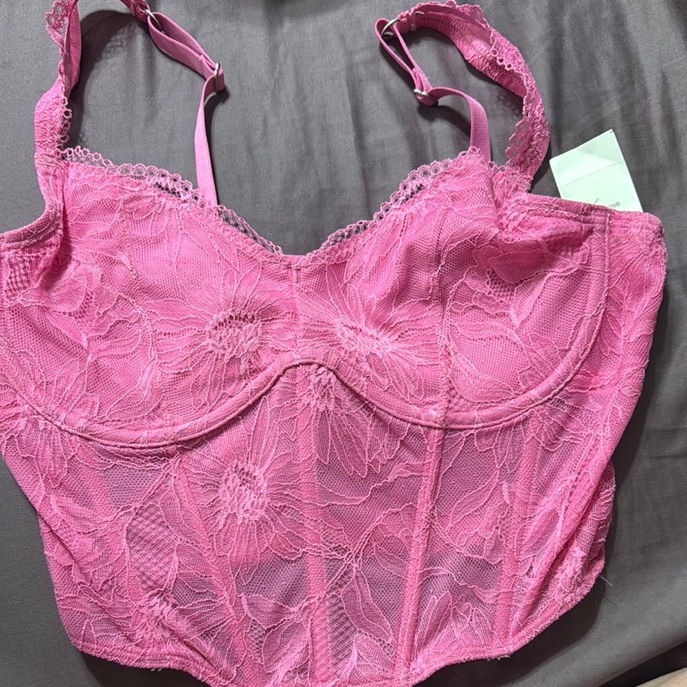 Gilly Hicks Pink Lace Bra with Underwire Support